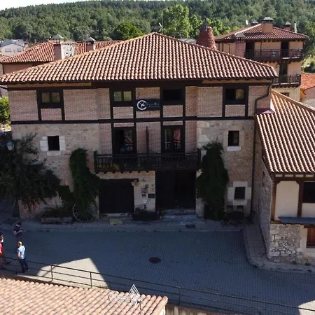 Guest house Real De Carreteros 4*