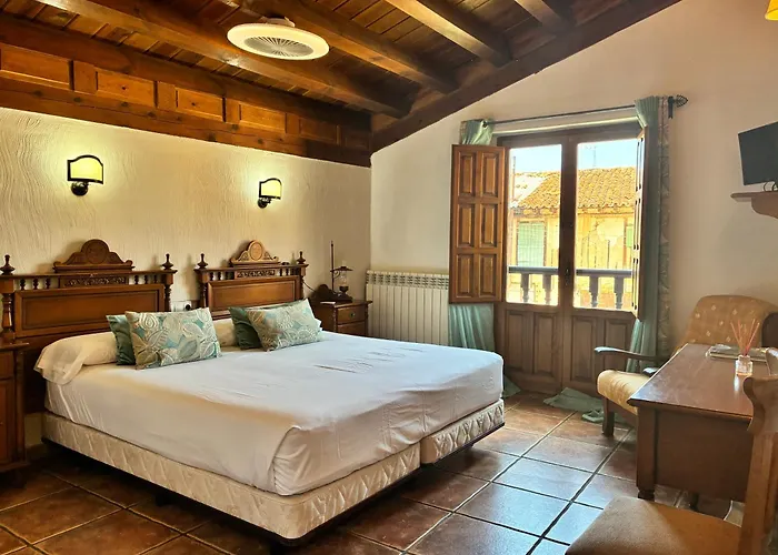 Πανσιόν Real De Carreteros 4*